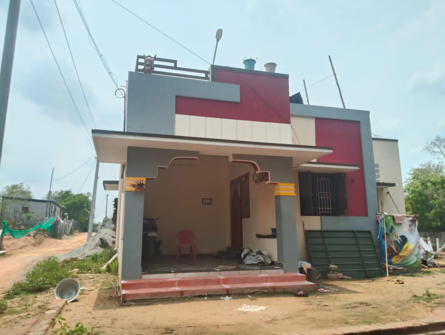 1200 Sqft Plot Size / 1100 Sqft Built Area / South Facing / 2 Bedrooms 2 Bathrooms / 3 Year Old Resale Houses / Thirukokarnam Side Pudukkottai / 52 Lakhs Budget Final 50 Lakhs / Loan Eligible Negotiable / ID HS 241