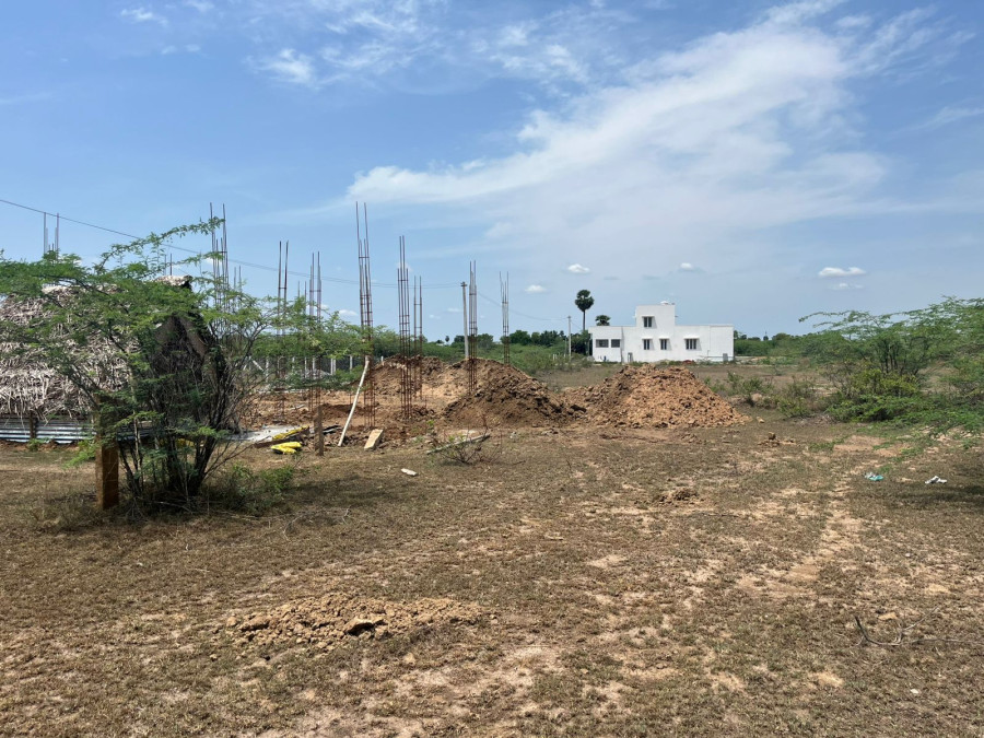 31*66 = 2046 Sqft Plot Size / North Facing / JB Nagar 3 Layout / Per Sqft Rate Rs = 1500 /  30 Lakhs 69 Thousand / Negotiable / Surya Mahal Back Side, Maravapatti - Malaiyeedu - Pudukkottai / PL454