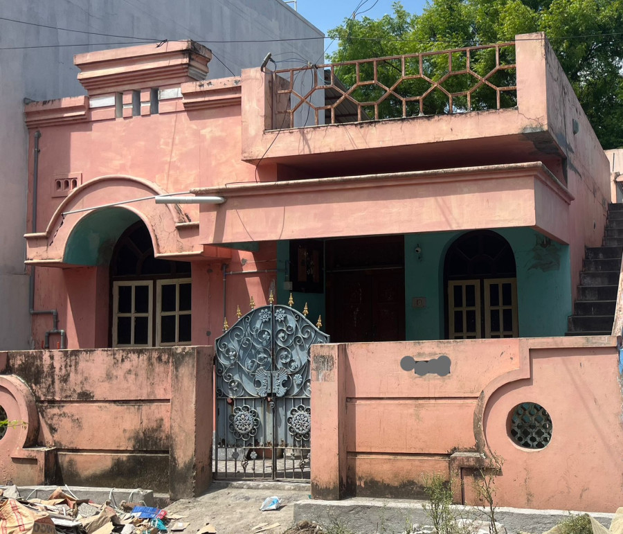 880 Sqft Plot Size / 800 Built Area / North Facing / 2 Bedrooms / Hall / Kitchen / No Carparking / Bore well / 8 Year Old Resale House / SFS School Near - Pudukkottai / HS 259