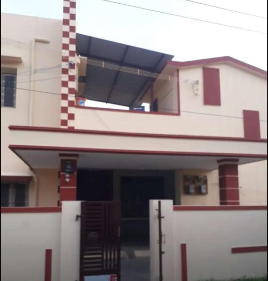 4800 Sqft Plot Size / 3000 Sqft Built Area / 45 Year Old House / 2 Dobuleportion / Groundfloor / 40 Thousand Rent / Nizam Colony - Pudukkottai / 5 Crore 30 Lakhs - Negotiable / HS 271