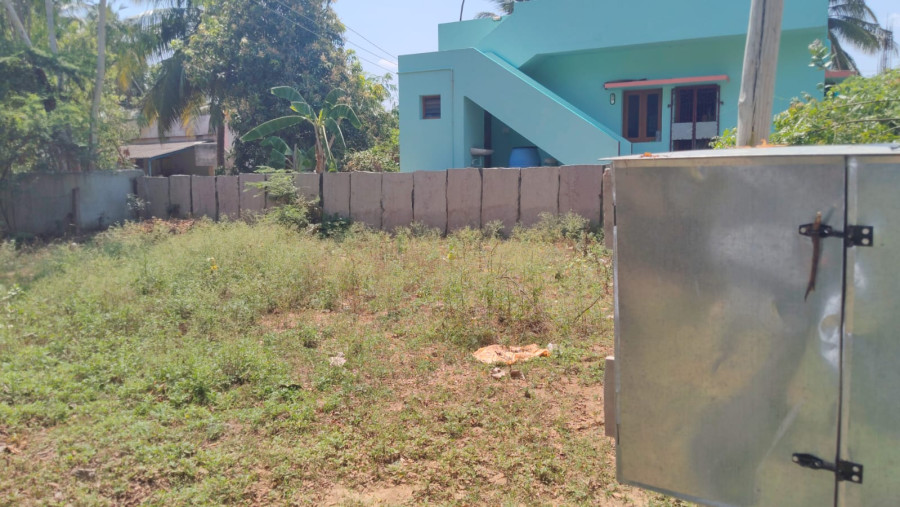30*60 = 1200 Sqft / East Facing / Rate Per Sqft 3000 Negotiable / DTCP Approval / SRI Nagar SFS School Near - Pudukkottai / Total Rate = 36 Lakhs / PL 444