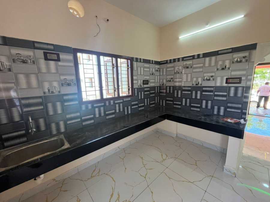 1200 Sqft Plot Size / 1100 Sqft Built Area / West Facing / 4 Year Old Resale House / 2 Bedrooms 2 Bathrooms  / Loan Eligible / Mount Zion School Near / Malaiyeedu - Pudukkottai / 60 Lakhs Negotiable / ID HS 232