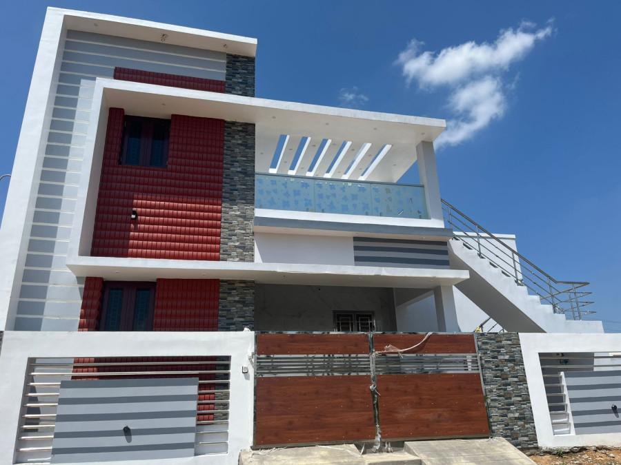 1300 Sqft Plot Size / 1100 Sqft Built Area / South Facing / 2 Bedrooms 2 Bathrooms / No Carpacking /  Thirukokarnam Side - Pudukkottai /  65 Lakhs Negotiable / Loan Eligible / ID HS 236