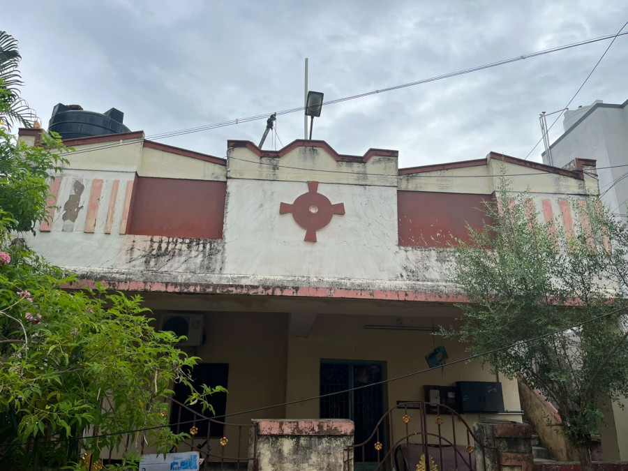 1500 Sqft Plot Size / 13 Sathuram / 4 Bedrooms / South facing / 70 Lakhs - Negotiable / Ashoknagar Near - Pudukkottai / HS 316