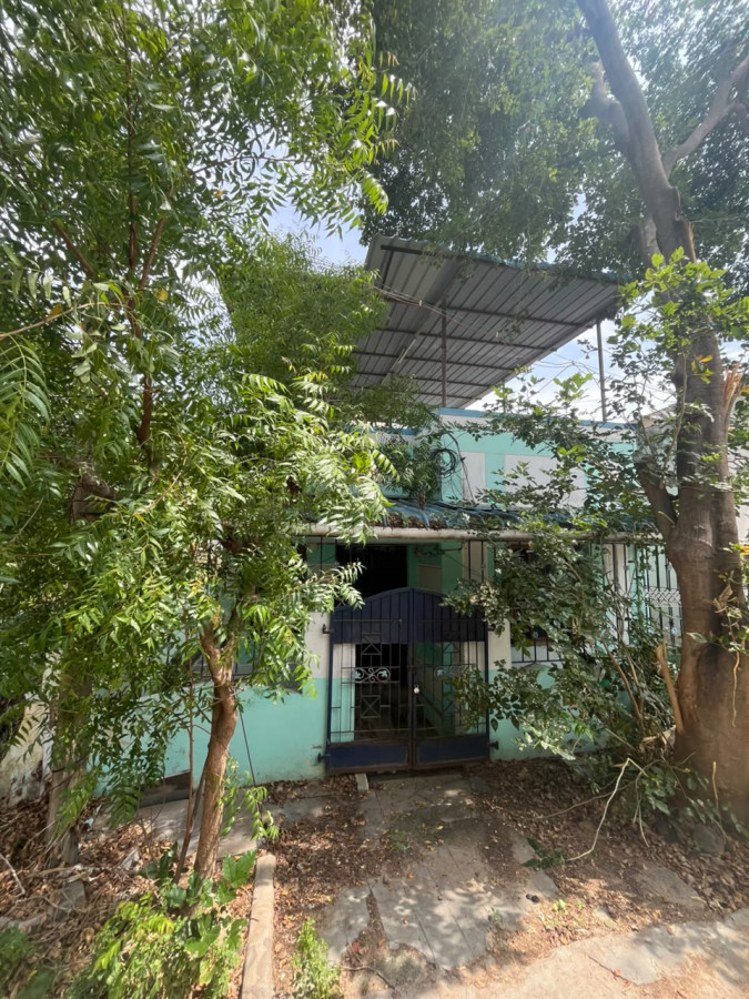 950 Sqft Size / 2 Bedrooms / North Facing / 15 Years Old / Pudukkottai Center Town / 64 Lakhs - Negotiable / HS 313